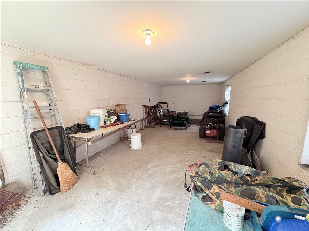 3421 Wood Dale Road, Chester, VA 23831 3421 Wood Dale Road, Chester, VA 23831
