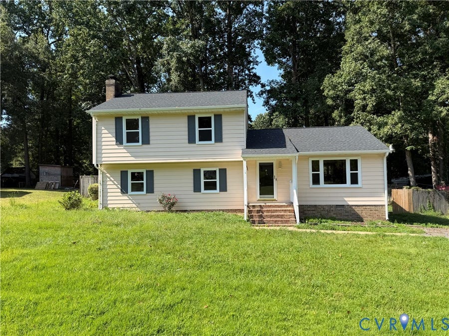 Property photo for 3916 Bronholly Road, North Chesterfield, VA