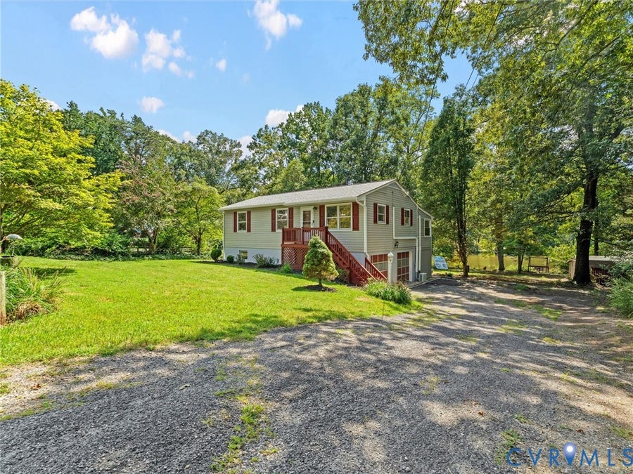 Property photo for 2135 Lakeview Drive, Powhatan, VA
