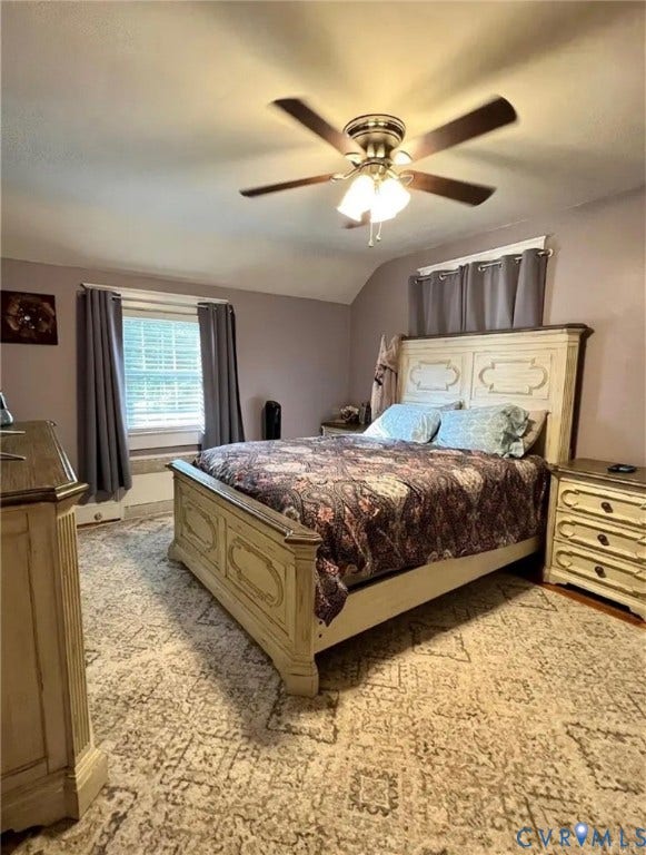 13232 W James Anderson Highway, Courthouse Area, Buckingham, VA 23921 Room featuring a ceiling fan with integrated lighting, a window with horizontal blinds, and permanent wall-mounted window treatments