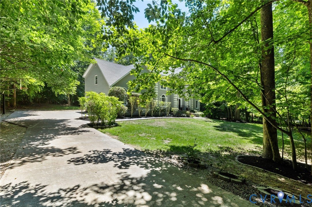 8425 Kintail Drive, Chesterfield, VA 23838