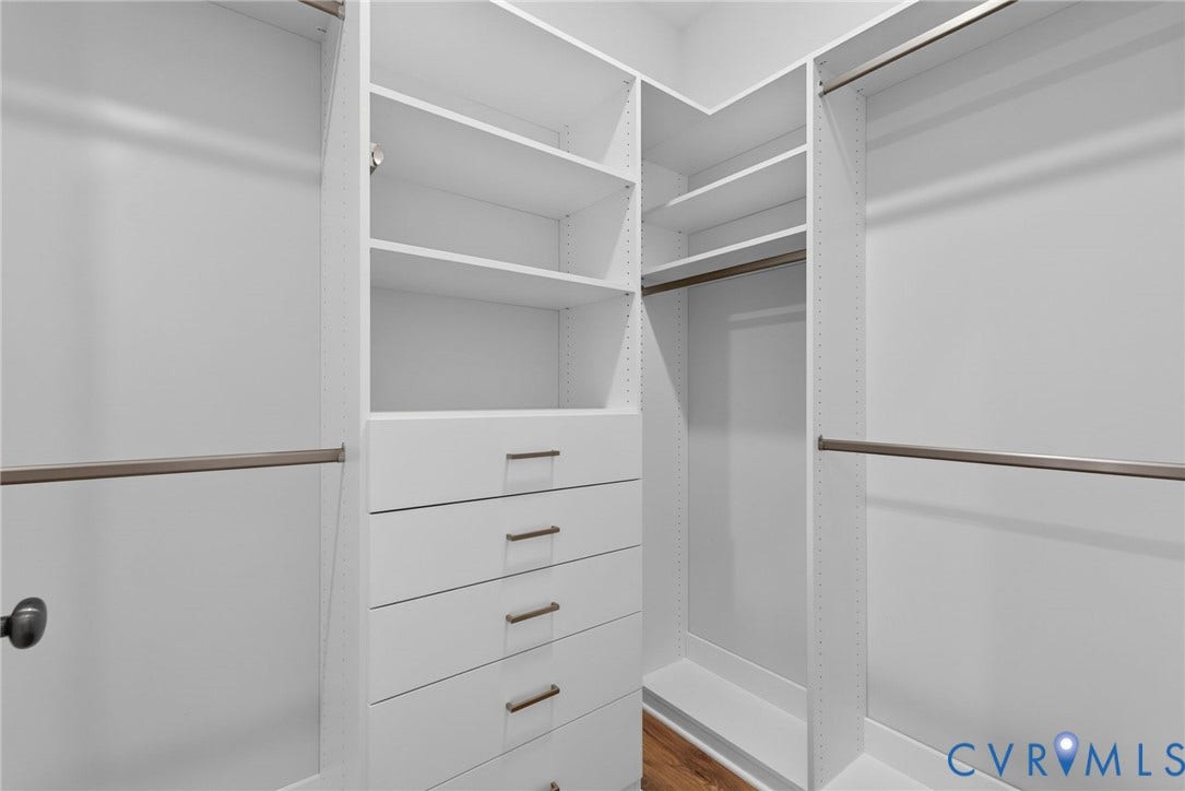 Photo from Boone Homes Gallery; photo of similar home, not home for sale; upgrades shown