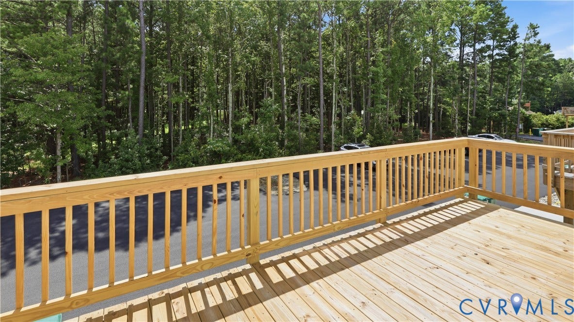 This photo shows a similar floorplan and quality level to Eastwood Homes. Actual design selections and layout may vary.