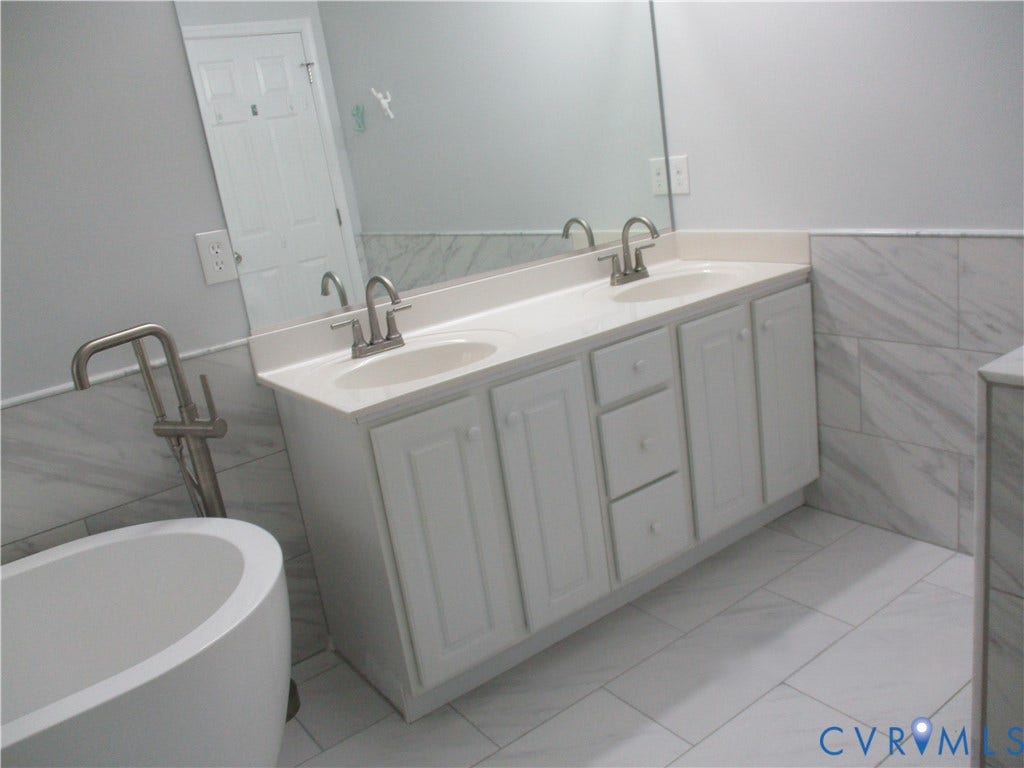 5528 Abbott Circle, Glen Allen, VA 23059 5528 Abbott Circle, Glen Allen, VA 23059