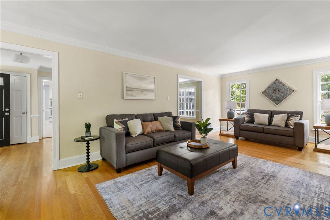 2925 Kenmore Road, Oxford, Richmond, VA 23225 Opens to Dining Room & Entrance Foyer