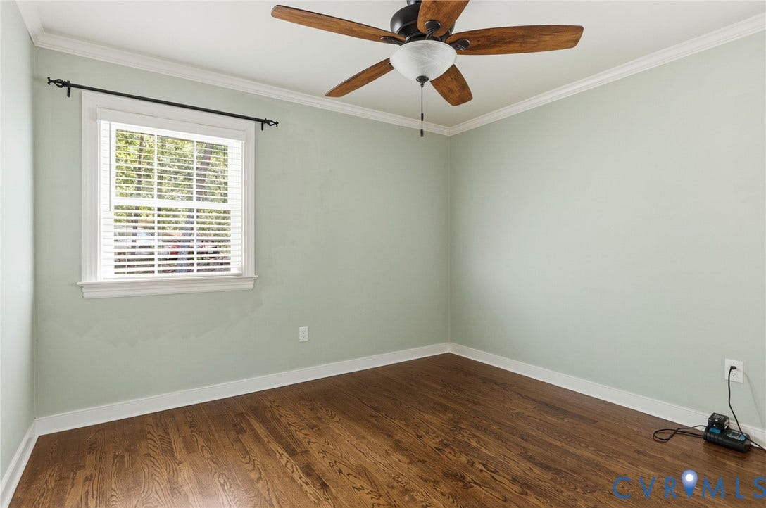 2137 Scarlet Mill Lane, Powhatan, VA 23139 Hardwood flooring, single window with blinds, ceiling fan, crown molding, light-toned walls