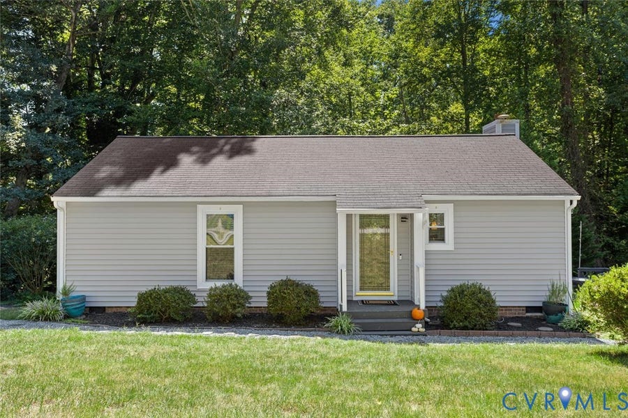 Property photo for 10107 Redbridge Road, Midlothian, VA