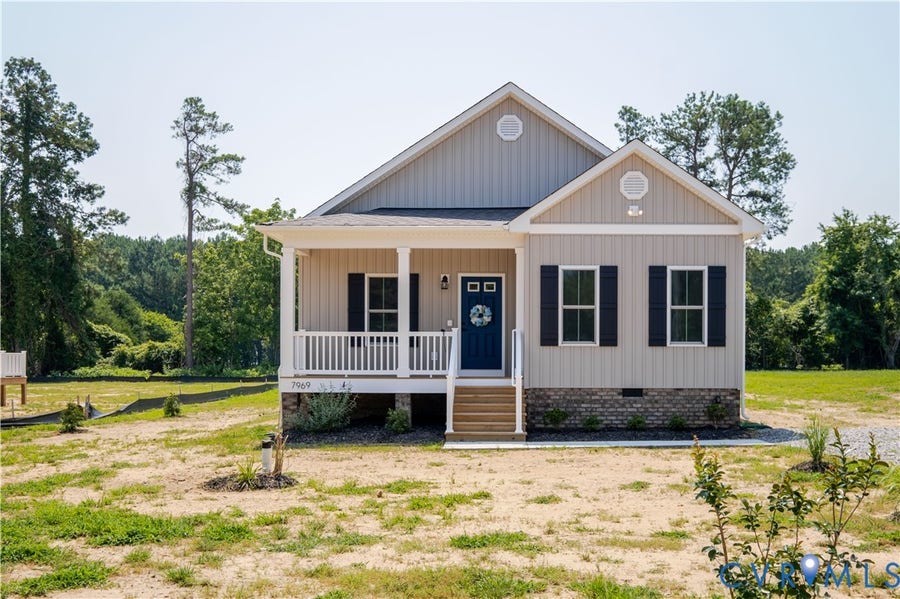 Property photo for 7969 Pennsylvania Avenue, West Point, VA