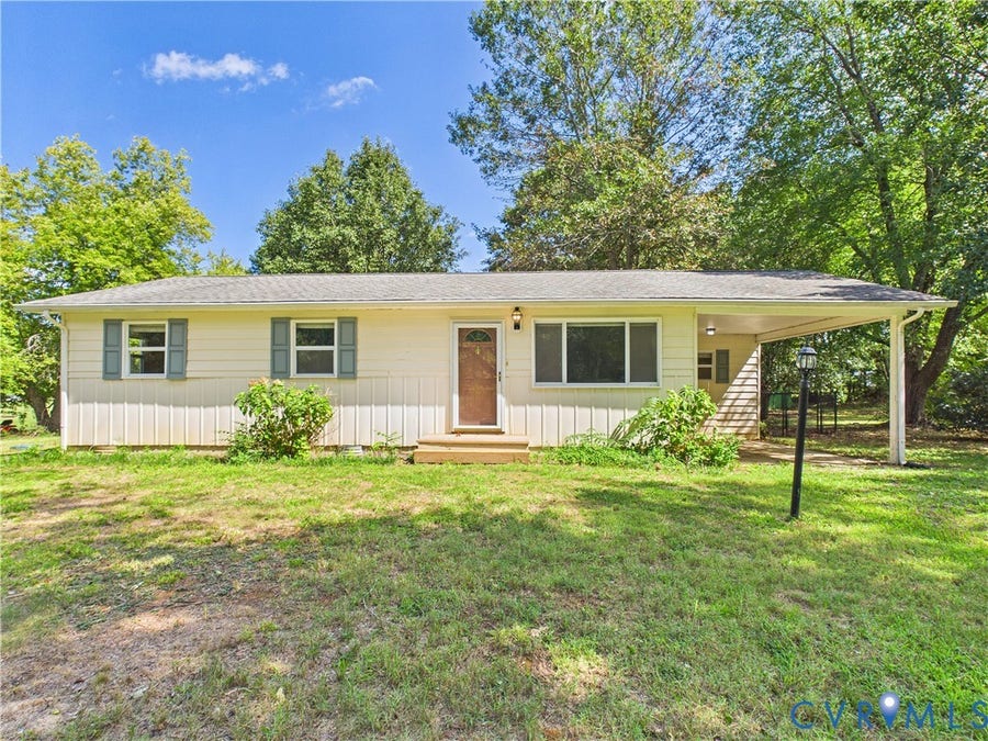 Property photo for 79 Lake Drive, Farmville, VA