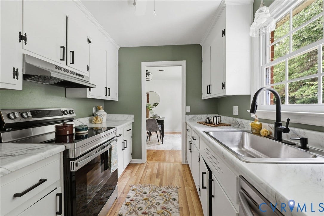 110 Hampton Drive, Highland Court, Colonial Heights, VA 23834 110 Hampton Drive, Highland Court, Colonial Heights, VA 23834