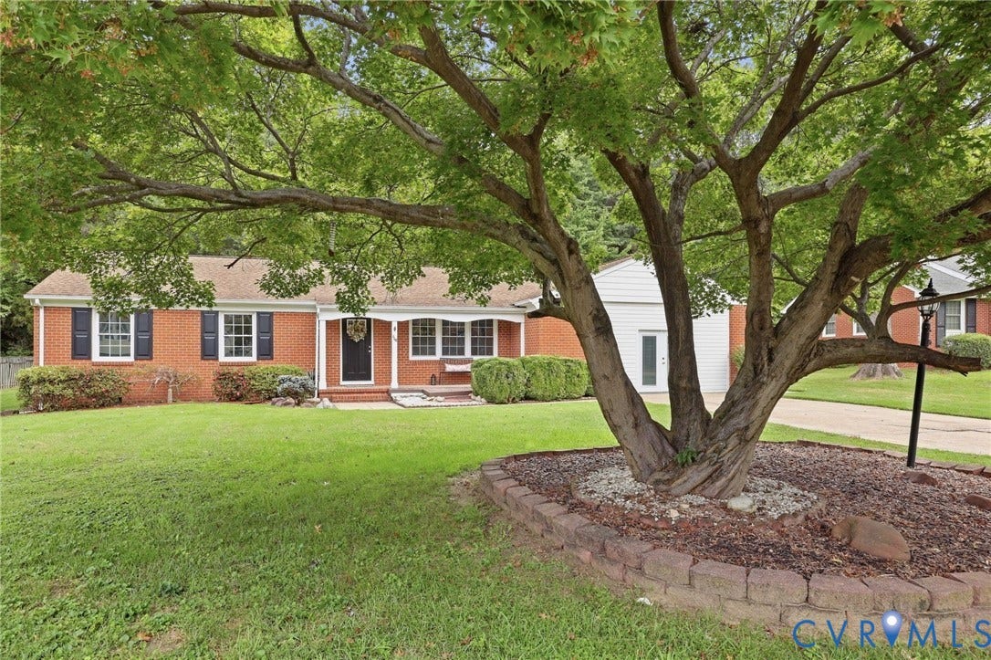 110 Hampton Drive, Highland Court, Colonial Heights, VA 23834 110 Hampton Drive, Highland Court, Colonial Heights, VA 23834