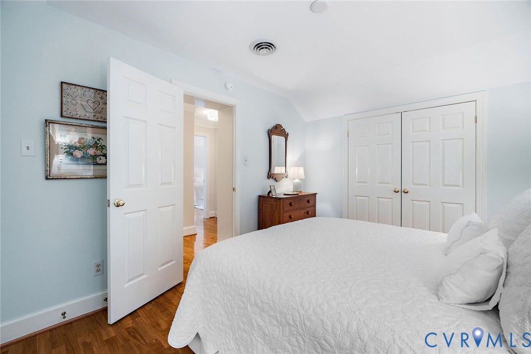 513 St Albans Way, Richmond, VA 23229 Bedroom #2 with double-door closet + 2 additional closets
