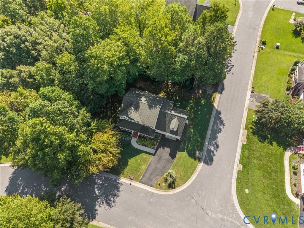 11919 Chestnut Creek Drive, Midlothian, VA 23112 11919 Chestnut Creek Drive, Midlothian, VA 23112