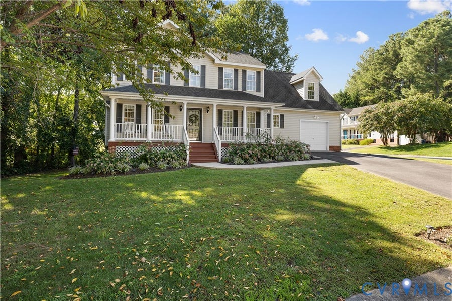 Property photo for 11919 Chestnut Creek Drive, Midlothian, VA