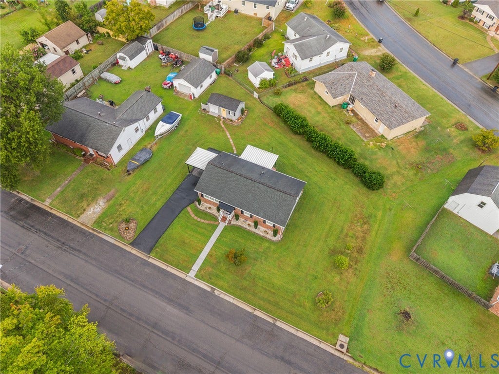 822 Old Town Drive, Colonial Heights, VA 23834 Spacious lot with a paved driveway and an attached carport