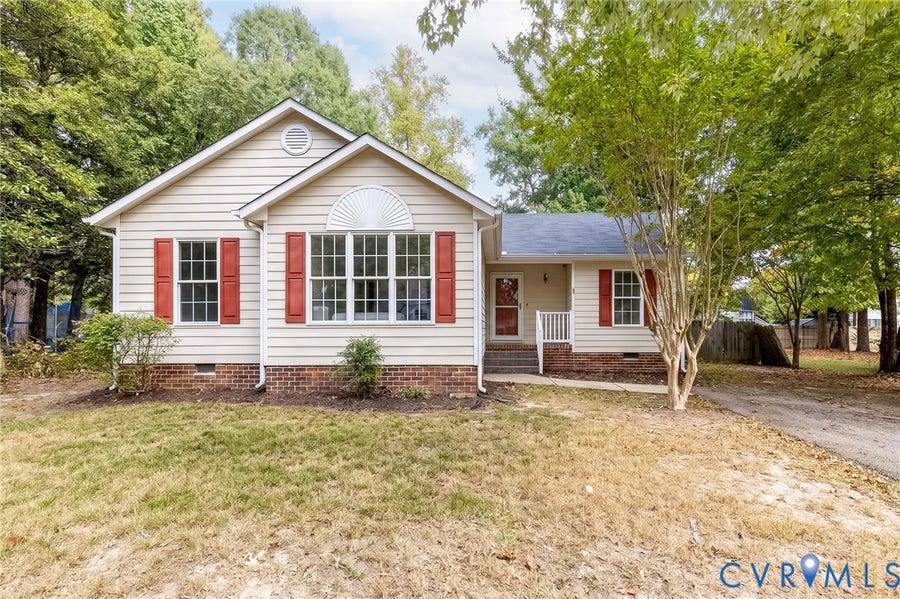 Property photo for 7229 Pineleaf Drive, Chesterfield, VA