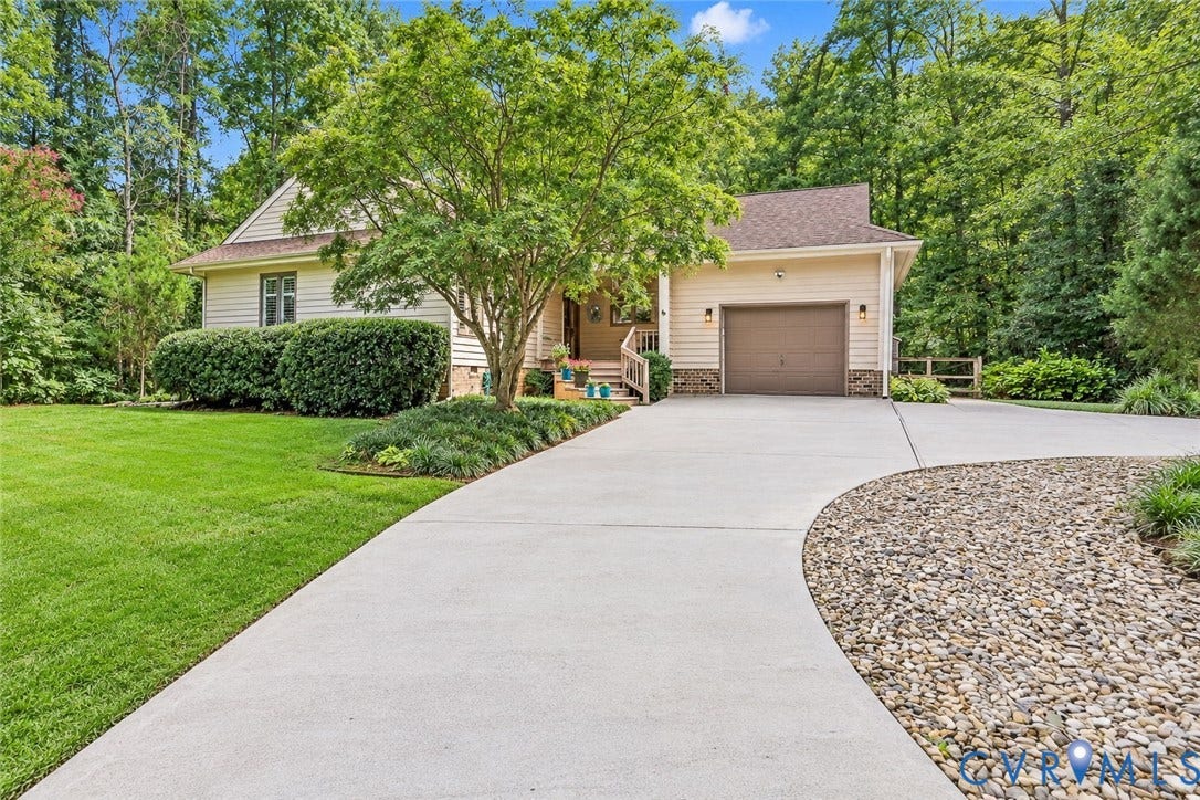 13701 Harbourwood Road, Harbourwood, Midlothian, VA 23112 13701 Harbourwood Road, Harbourwood, Midlothian, VA 23112