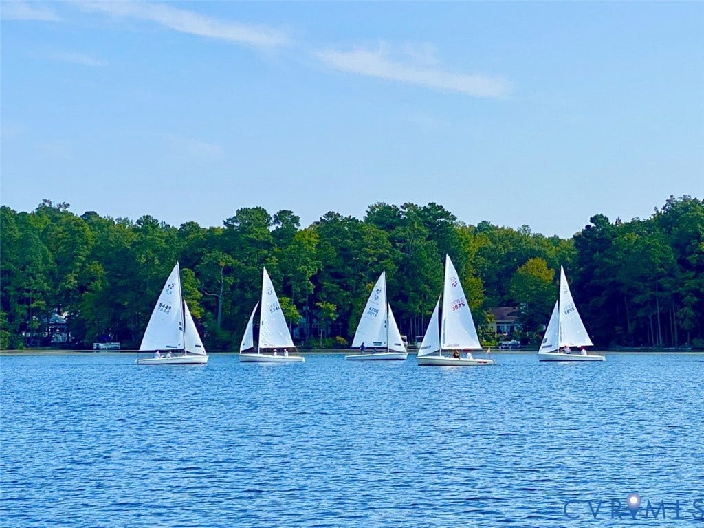13701 Harbourwood Road, Harbourwood, Midlothian, VA 23112 Quick walk to Swift Creek Reservoir!