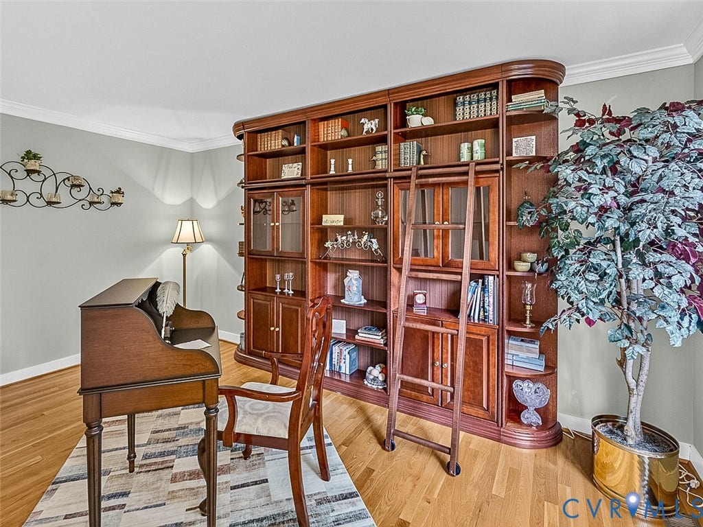 4013 Tweedsmuir Road, Moseley, VA 23120 Hardwood floors, crown molding