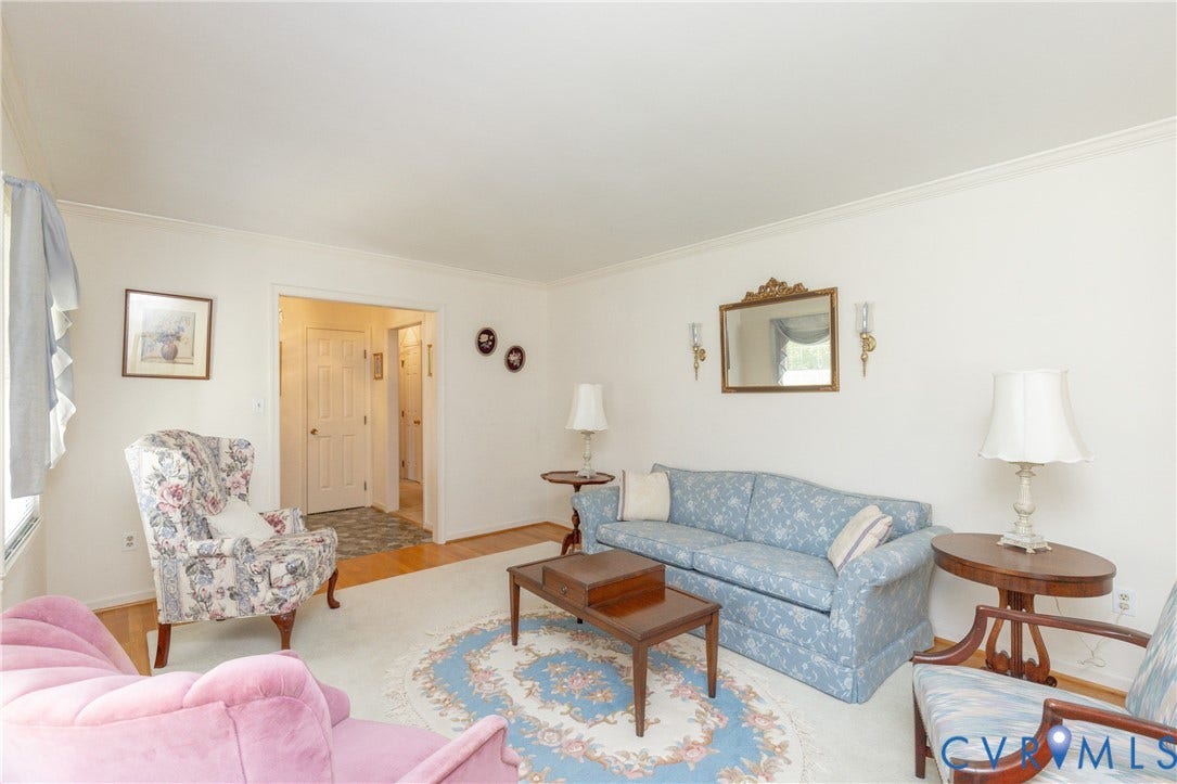 3640 Kiefer Road, Chester, VA 23831 Neutral wall color with crown molding