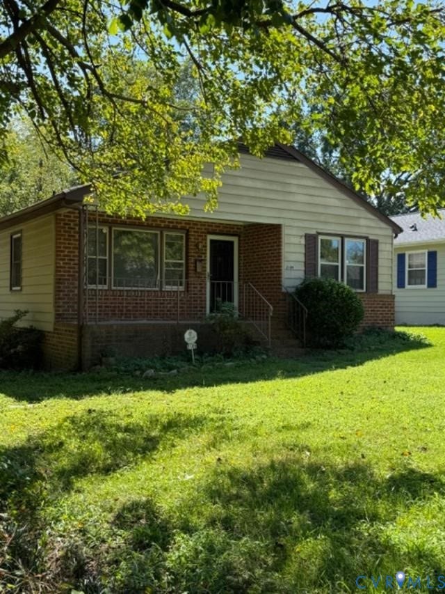 2109 Parkside Avenue, Lakeside, Henrico, VA 23228 Brick and siding exterior with mature trees
