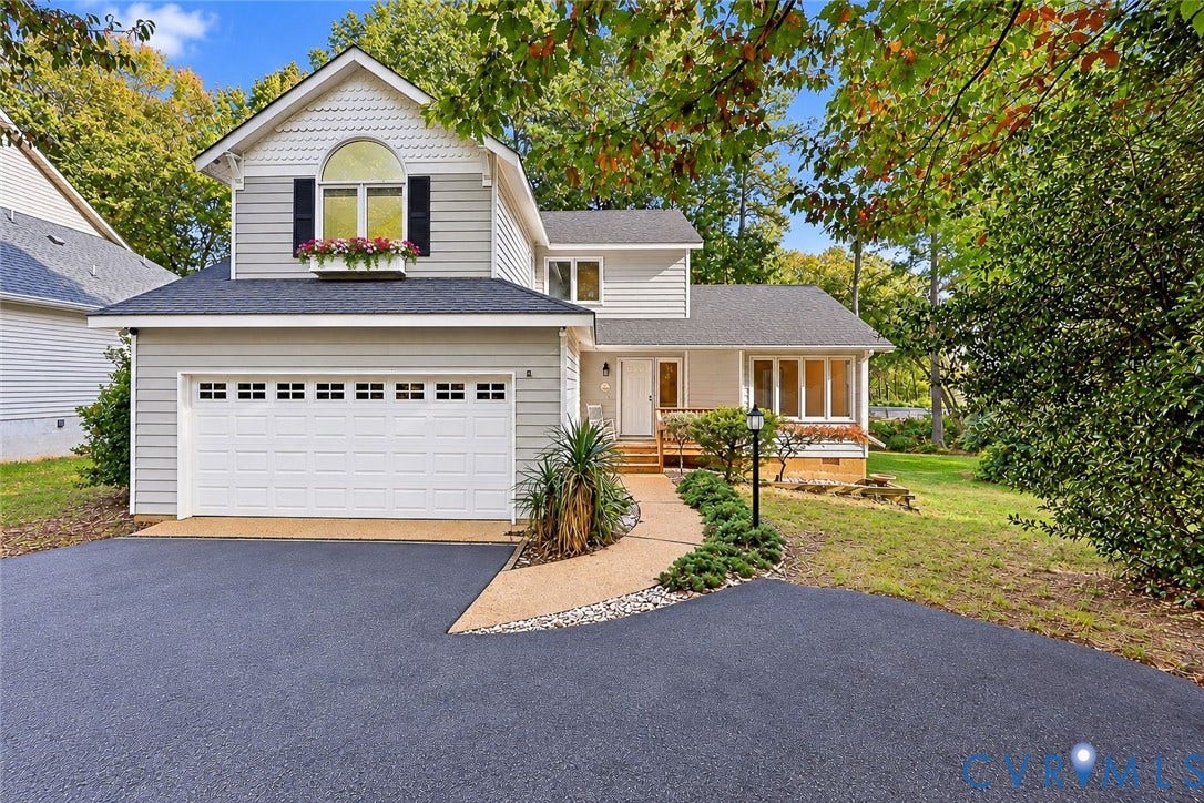 3211 Regatta Pointe Court, Brandermill, Midlothian, VA 23112 Welcome to 3211 Regatta Pointe Court