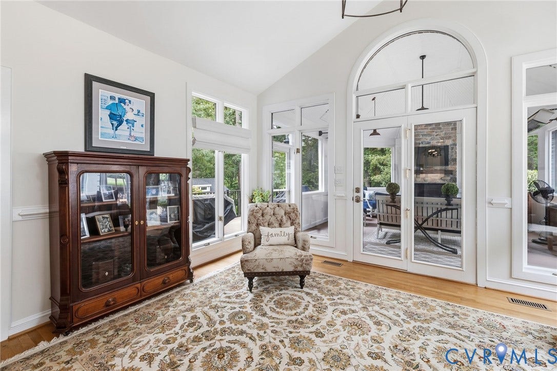 17 Quail Run Drive, Manakin Sabot, VA 23103 Sun Room with vaulted ceiling and hardwood floors