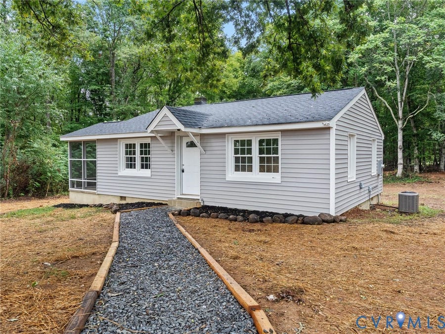 Property photo for 7398 Shannon Hill Road, Louisa, VA
