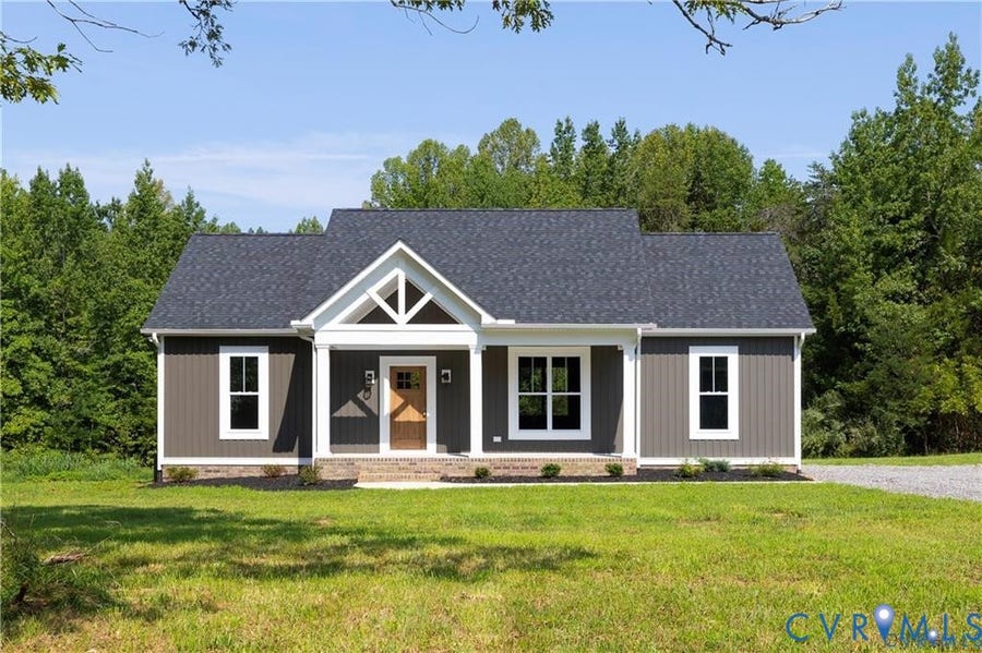 Property photo for 12915 Francisco Road, Farmville, VA