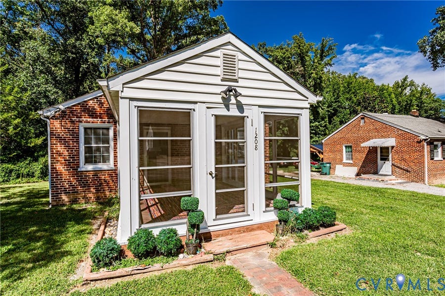 Property photo for 1208 New York Avenue, Henrico, VA