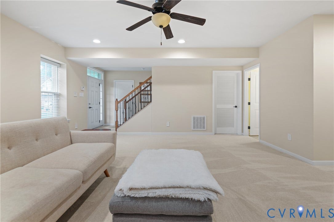 121 Siena Lane, Glen Allen, VA 23059 121 Siena Lane, Glen Allen, VA 23059
