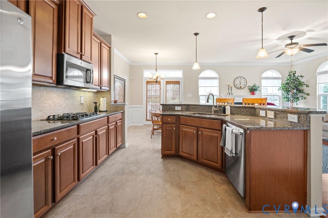 121 Siena Lane, Glen Allen, VA 23059 121 Siena Lane, Glen Allen, VA 23059