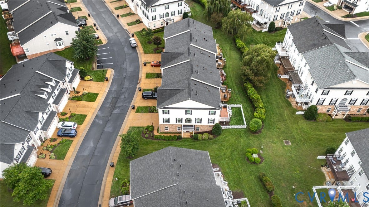 121 Siena Lane, Glen Allen, VA 23059 121 Siena Lane, Glen Allen, VA 23059