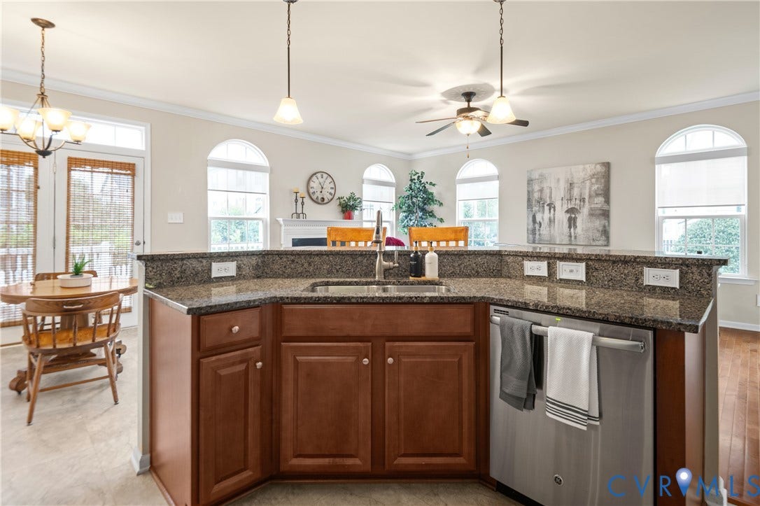 121 Siena Lane, Glen Allen, VA 23059 121 Siena Lane, Glen Allen, VA 23059
