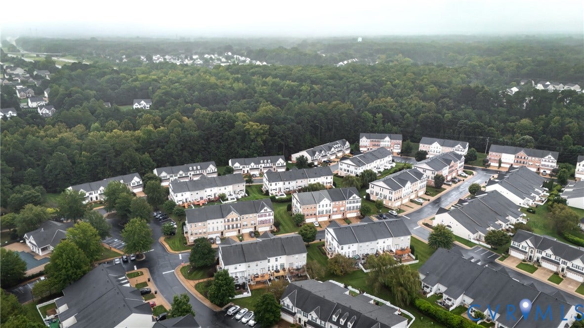 121 Siena Lane, Glen Allen, VA 23059 121 Siena Lane, Glen Allen, VA 23059
