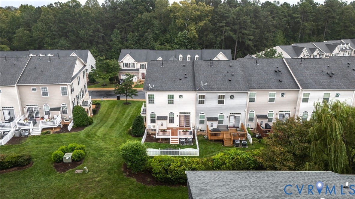 121 Siena Lane, Glen Allen, VA 23059 121 Siena Lane, Glen Allen, VA 23059