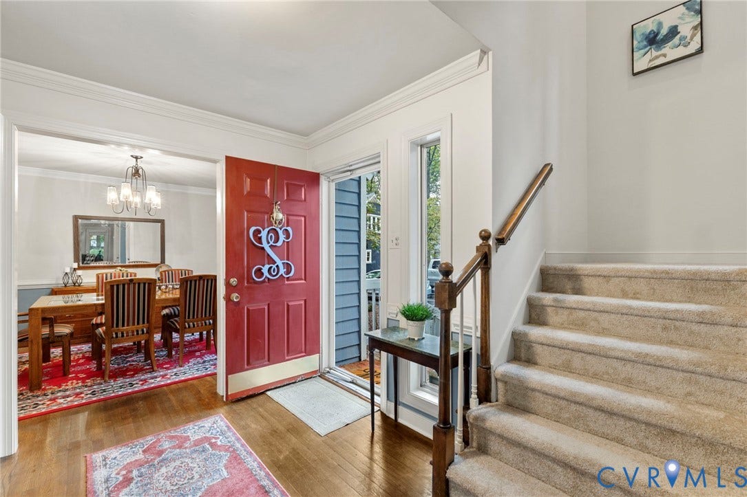 11805 Bedfordshire Square, Henrico, VA 23238 Hardwood flooring in the entryway, & a red paneled front door with a sidelight