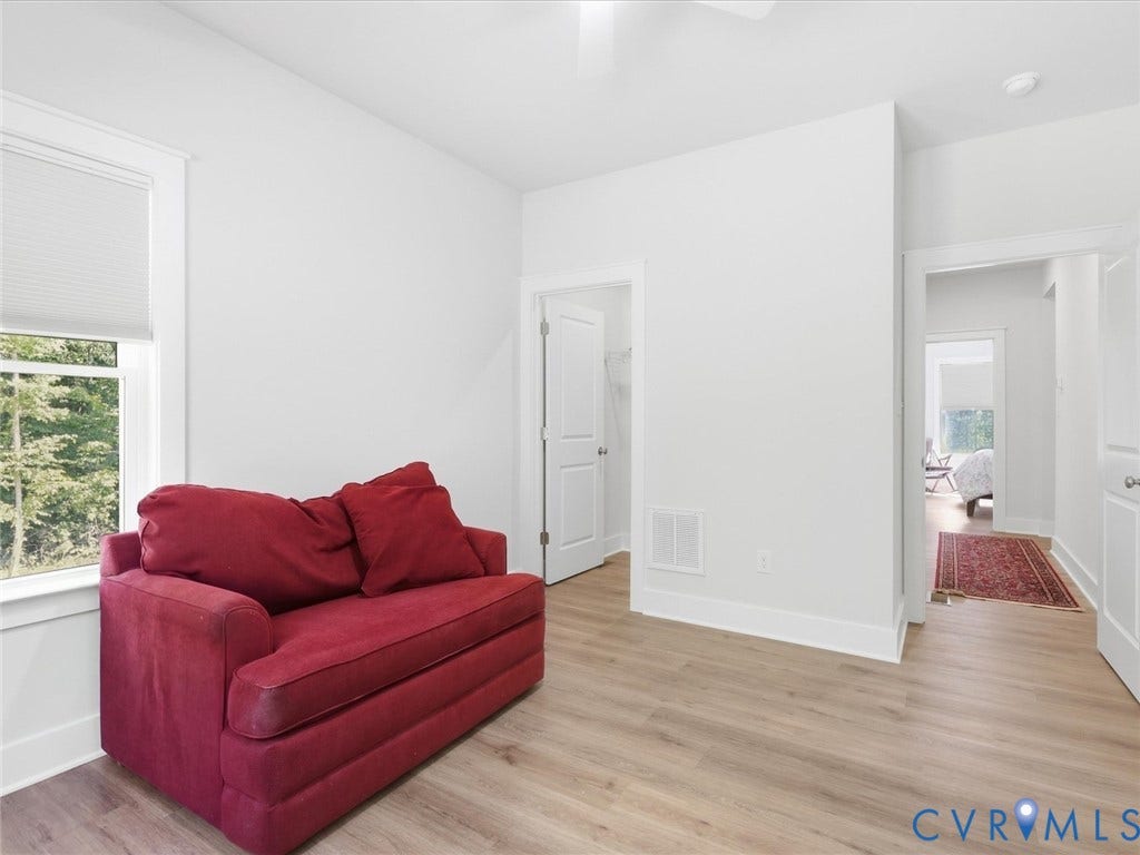 3102 Kensington Lane, Goochland, VA 23063 Wood-finish flooring with white trim and solid white walls