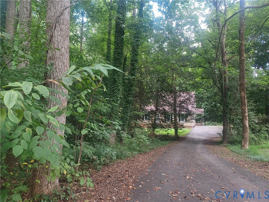 Property photo for 4601` BLACK OAK Road, Chester, VA