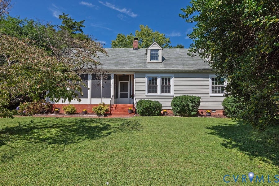 Property photo for 8058 Signal Hill Road, Mechanicsville, VA