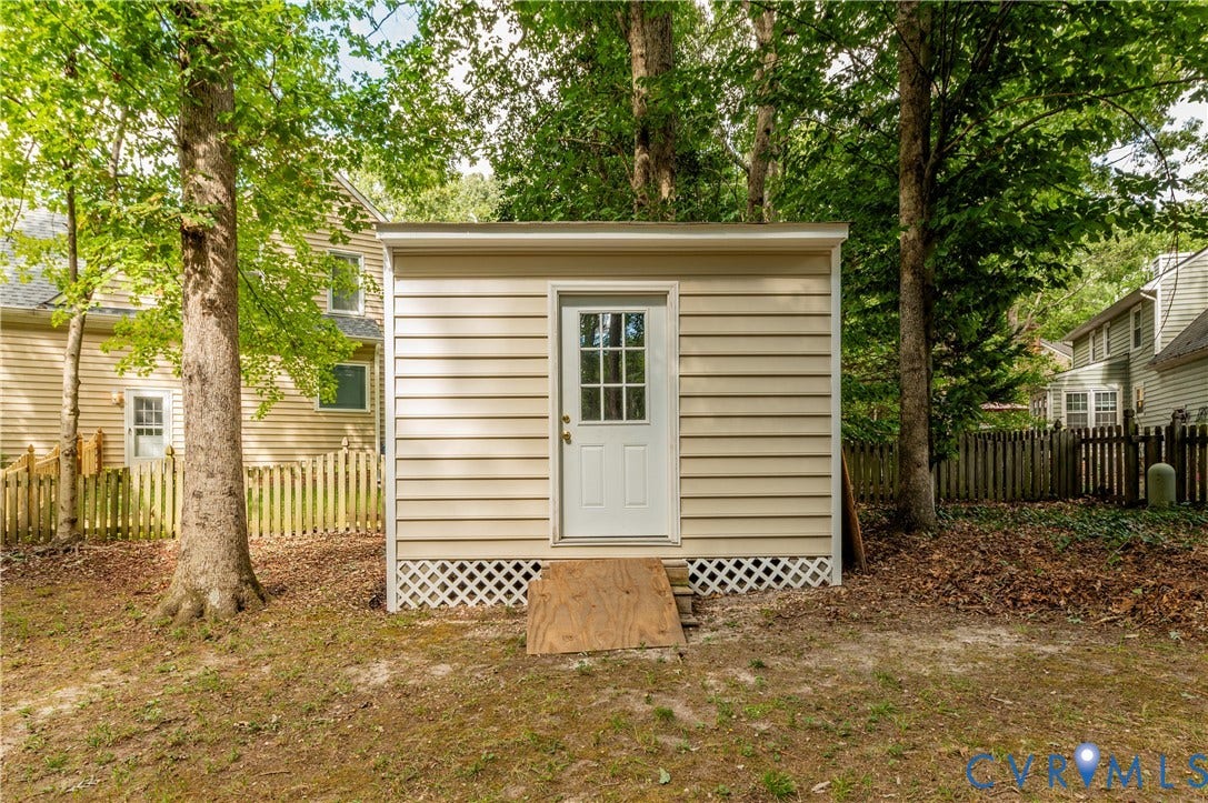 9365 Windsor Shade Drive, Kings Charter, Mechanicsville, VA 23116