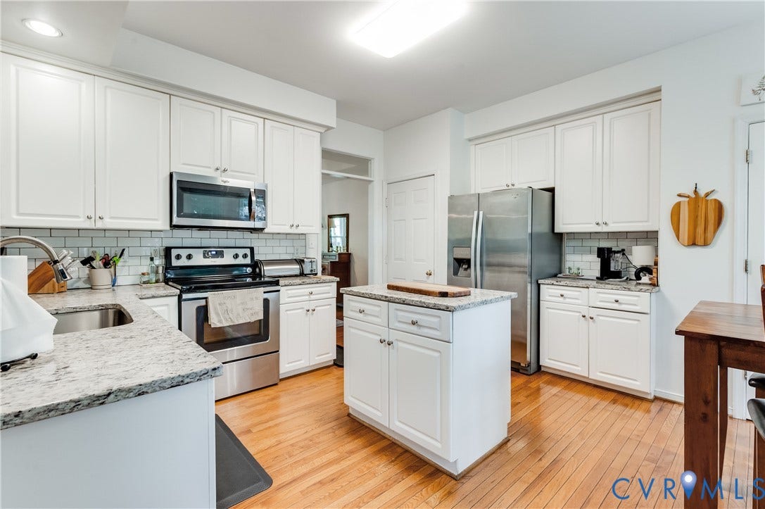 9365 Windsor Shade Drive, Kings Charter, Mechanicsville, VA 23116