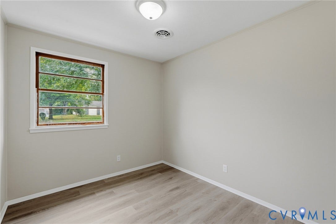 1814 Aeronca Avenue, Henrico, VA 23228 Recessed window with wood-finish framing