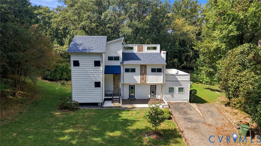 Property photo for 5824 Riverside Drive, Richmond, VA