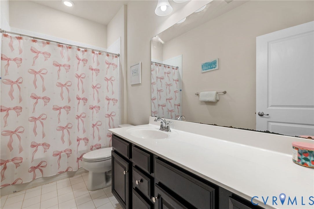 2nd Floor Fll Bath