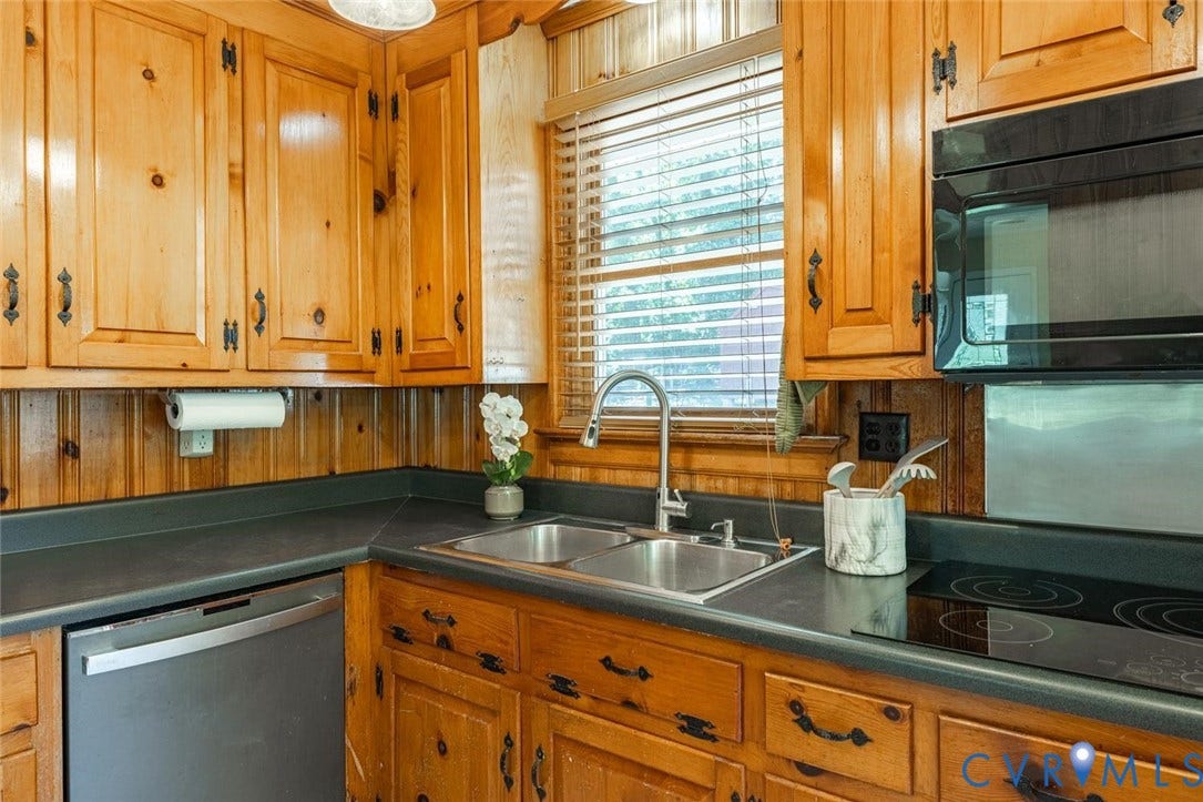 10600 Lunswood Road, Chesterfield, VA 23831 10600 Lunswood Road, Chesterfield, VA 23831