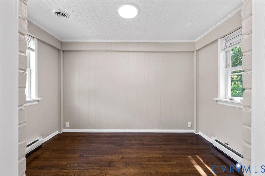 1215 Starling Drive, Henrico, VA 23229 Dark wood-finish flooring with light-toned walls