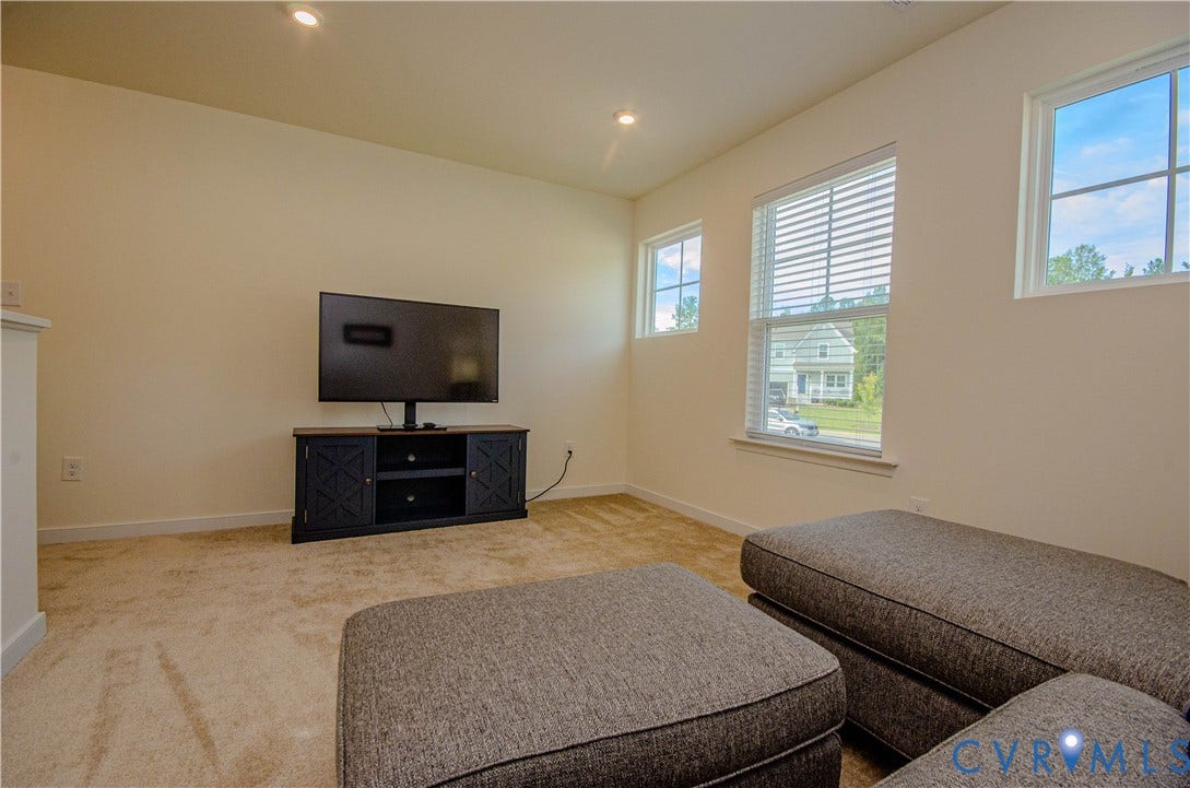 48 Sovereign Circle, Aylett, VA 23009