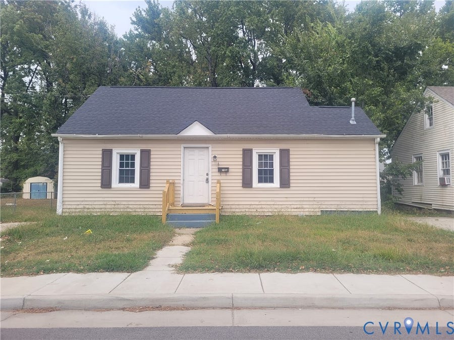 Property photo for 116 E Westover Avenue, Colonial Heights, VA