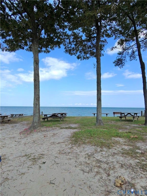 36 Beach Road, Reedville, VA 22539 Private Neighborhood Beach